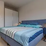 Awesome In Ližnjan