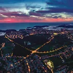 Awesome In * Ližnjan